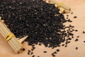 Black Sesame Seeds for Hair: Unlock Natural Growth & Shine Today!