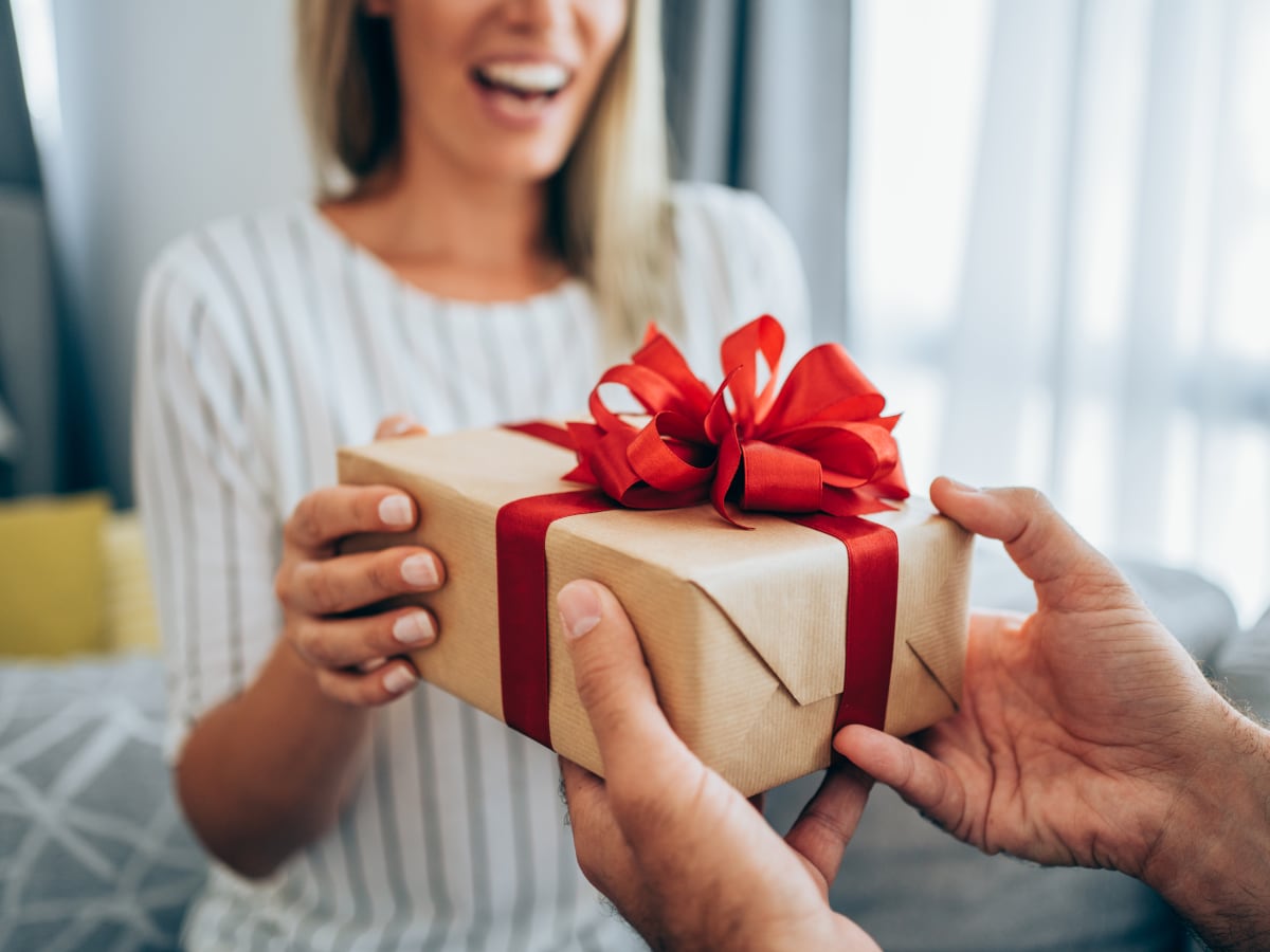 Hair Care Gift Ideas: The Perfect Presents for Healthy, Shiny Hair
