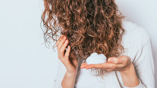 Quick Winter Hair Fixes: Save Time and Tame Your Hair Fast