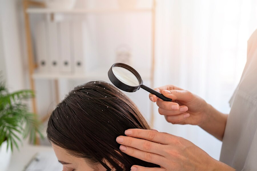 Dandruff vs Dry Scalp: How to Tell the Difference and Treat Both