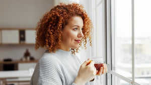 Winter Curly Hair Tips: Maintain Moisture and Manage Frizz