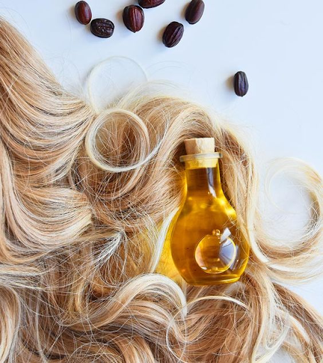 Essential Oils for Hair Growth: Discover the Best Options and Benefits